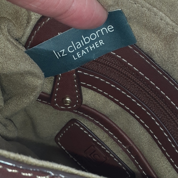 Liz Claiborne Authentic Leather Purse - Picture 12 of 15